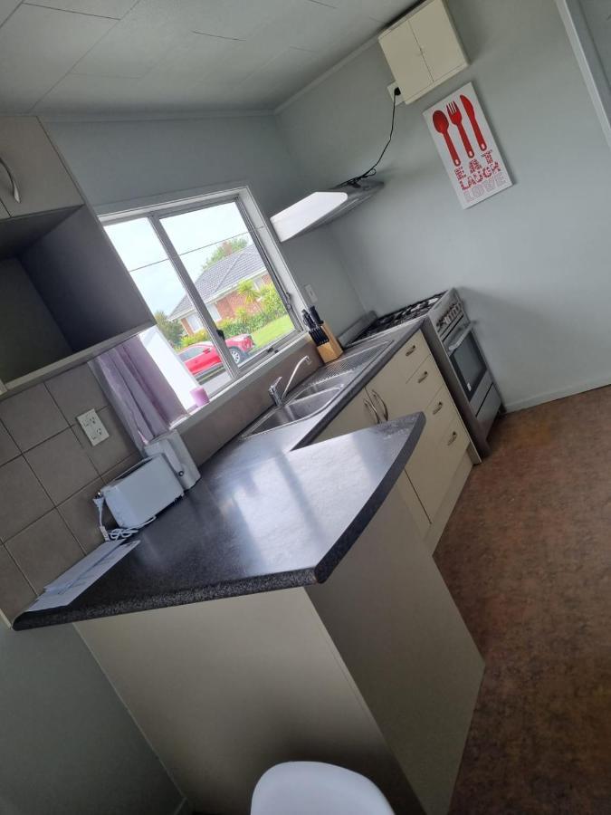 Auckland Accomodation Near Airport Apartment Exterior photo